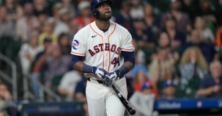 Alvarez’s 40th Home Run Powers Astros to Victory Over Royals Alvarez’s 40th Home Run Powers Astros to Victory Over Royals