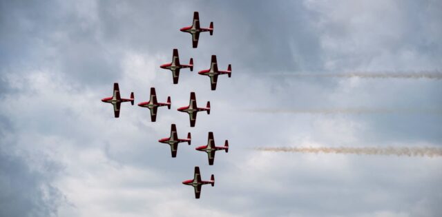 Snowbirds to Fly Over Whitby School Snowbirds to Fly Over Whitby School