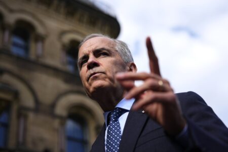 Investment Summit Sparks Economic Buzz in Canada Investment Summit Sparks Economic Buzz in Canada