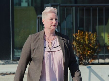 Police Chief Alleges Officer’s Emails Are Threatening
