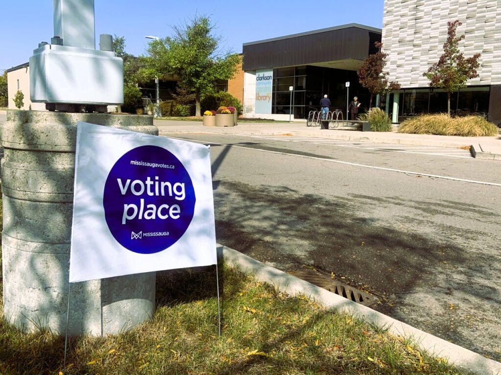 Get Ahead of the Crowd: Vote Early in Mississauga