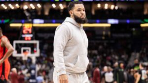 Kawhi Leonard’s Toronto Comeback Discussed by Fred VanVleet Kawhi Leonard’s Toronto Comeback Discussed by Fred VanVleet