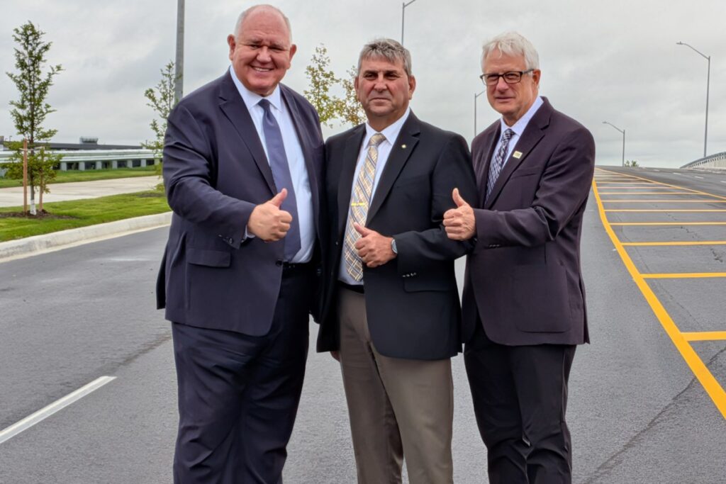 New Highway 404 Bridge Links Markham and Richmond Hill