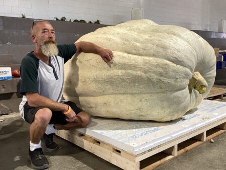 Kincardine’s Terry Weber Crowned Pumpkinfest Champion Kincardine’s Terry Weber Crowned Pumpkinfest Champion