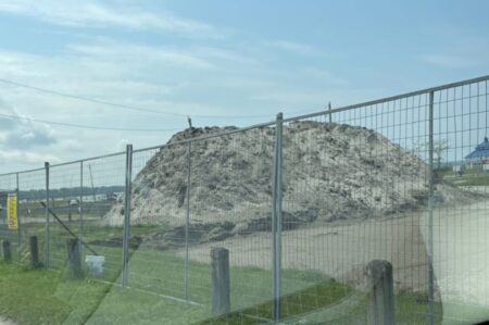 Port Elgin Beach Project Faces Lease Termination Risk
