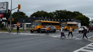 Should London Increase Its School Crossing Guards? Should London Increase Its School Crossing Guards?