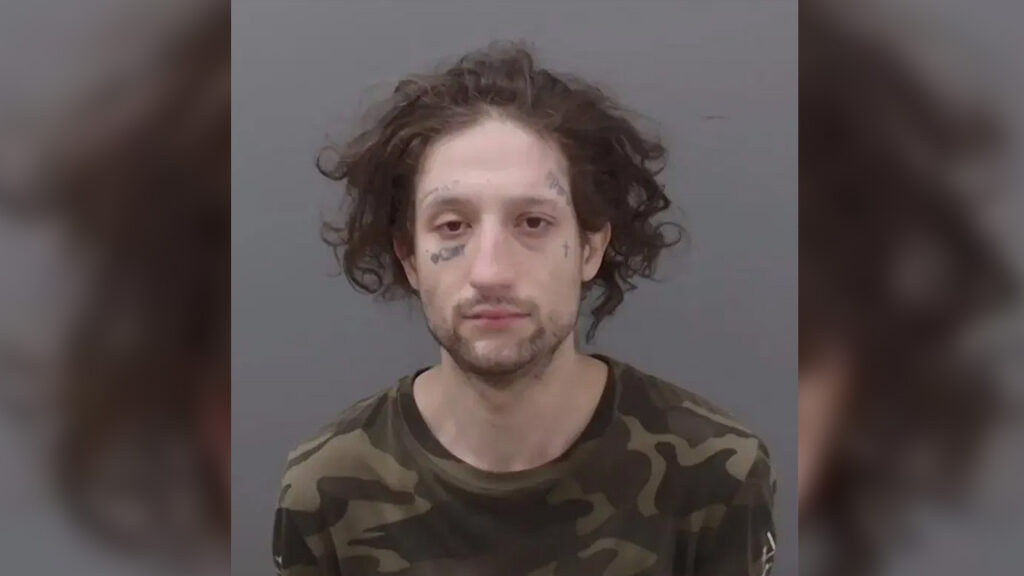 Barrie Police Looking for Suspect in Stabbing Incident