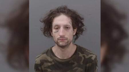 Barrie Police Looking for Suspect in Stabbing Incident Barrie Police Looking for Suspect in Stabbing Incident