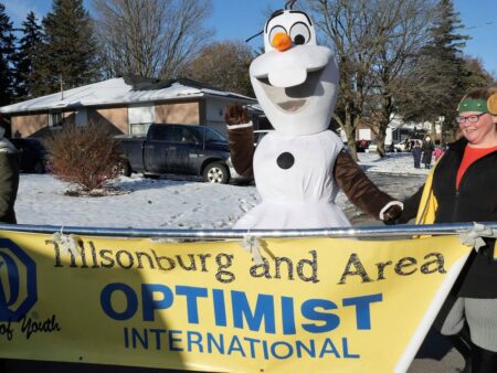 Tillsonburg’s Optimist Club Hosts Christmas Display