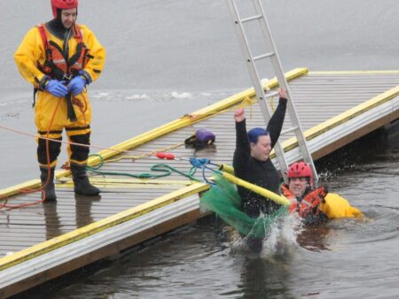 Brave Souls Dive in for Animals