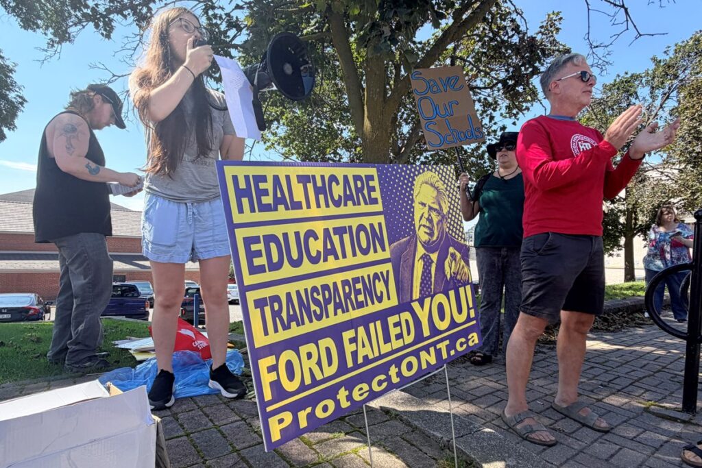 Local Educators Rally Against Education Budget Cuts Local Educators Rally Against Education Budget Cuts