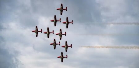 Snowbirds to Honor Pilot with Flyover in Whitby Snowbirds to Honor Pilot with Flyover in Whitby