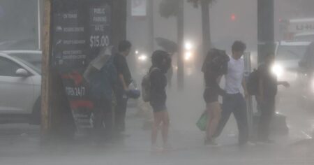 Power Outages Affect Thousands in Toronto Area
