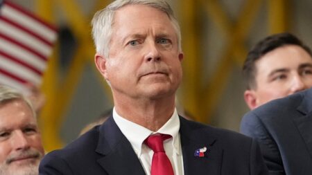 Kansas Senate Race Faces Unexpected Challenges Kansas Senate Race Faces Unexpected Challenges