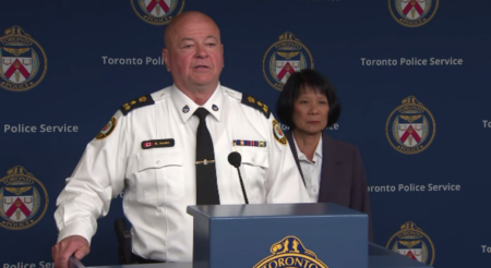 Toronto Boosts Police Presence for Jewish High Holidays Toronto Boosts Police Presence for Jewish High Holidays