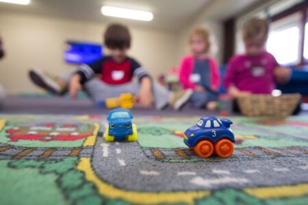 Ontario Aims for  Daily Child Care Fee