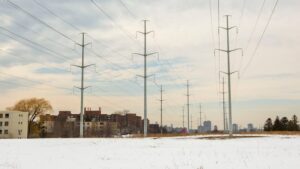 How will household electricity rebate reduction, temporary winter pricing change impact Ontarians?