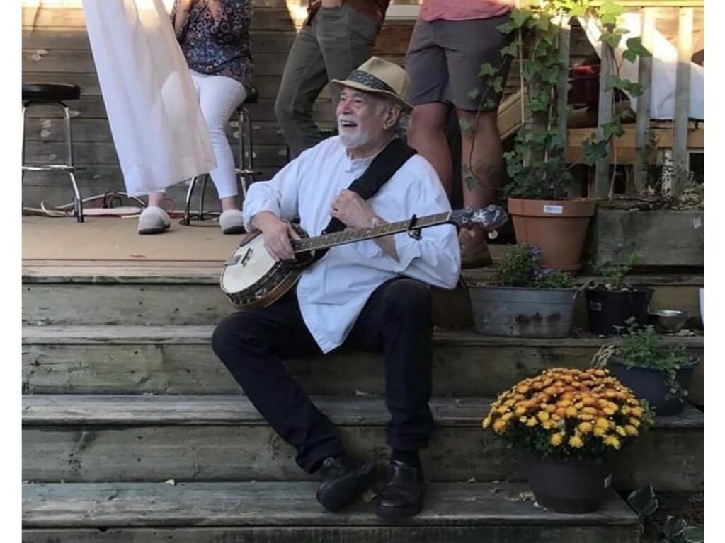 Farewell to Kingston’s Entertainer Roger James