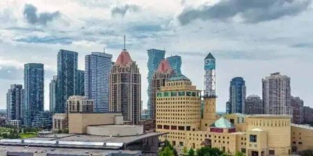 Close Competition for Mississauga Mayor as Election Nears Close Competition for Mississauga Mayor as Election Nears