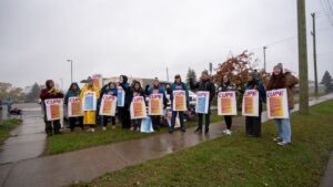Mayoral forum cancelled amid library worker strike in Thunder Bay, Ont.