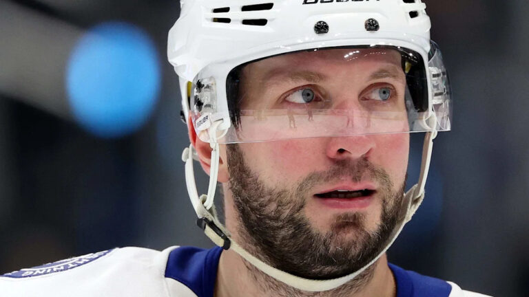 Toronto Maple Leafs Can’t Miss Chance with Kucherov Toronto Maple Leafs Can’t Miss Chance with Kucherov
