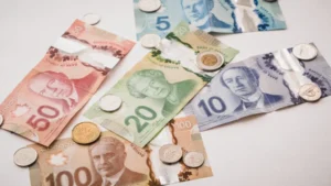 Ontario Raises Minimum Wage by 35 Cents Ontario Raises Minimum Wage by 35 Cents