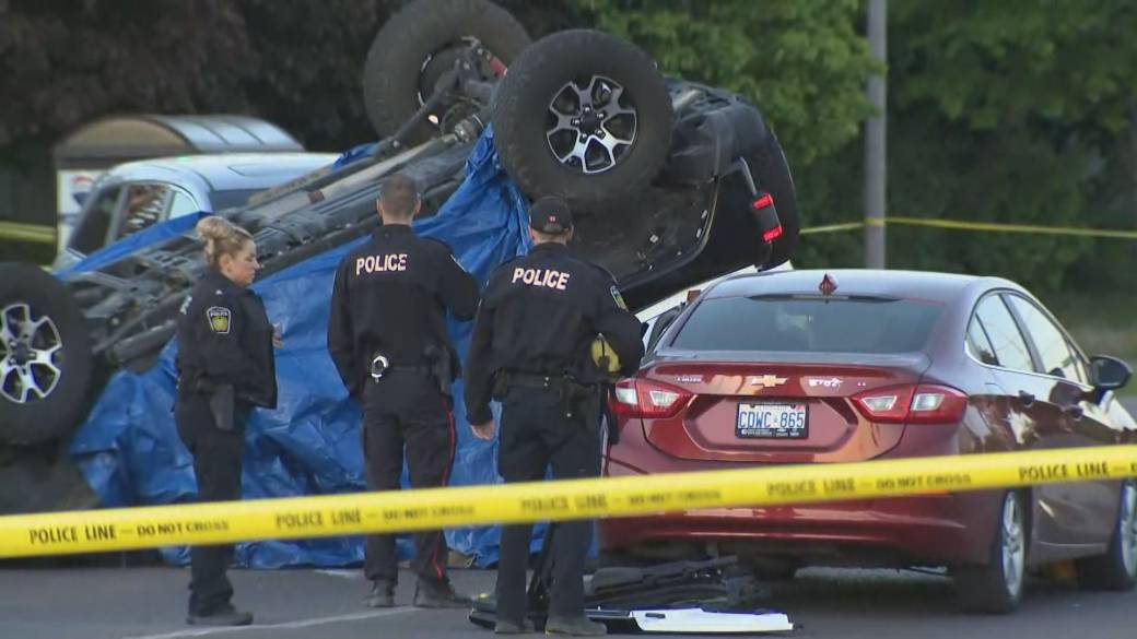 Click to play video: 'Police investigating fatal crash in Brampton'