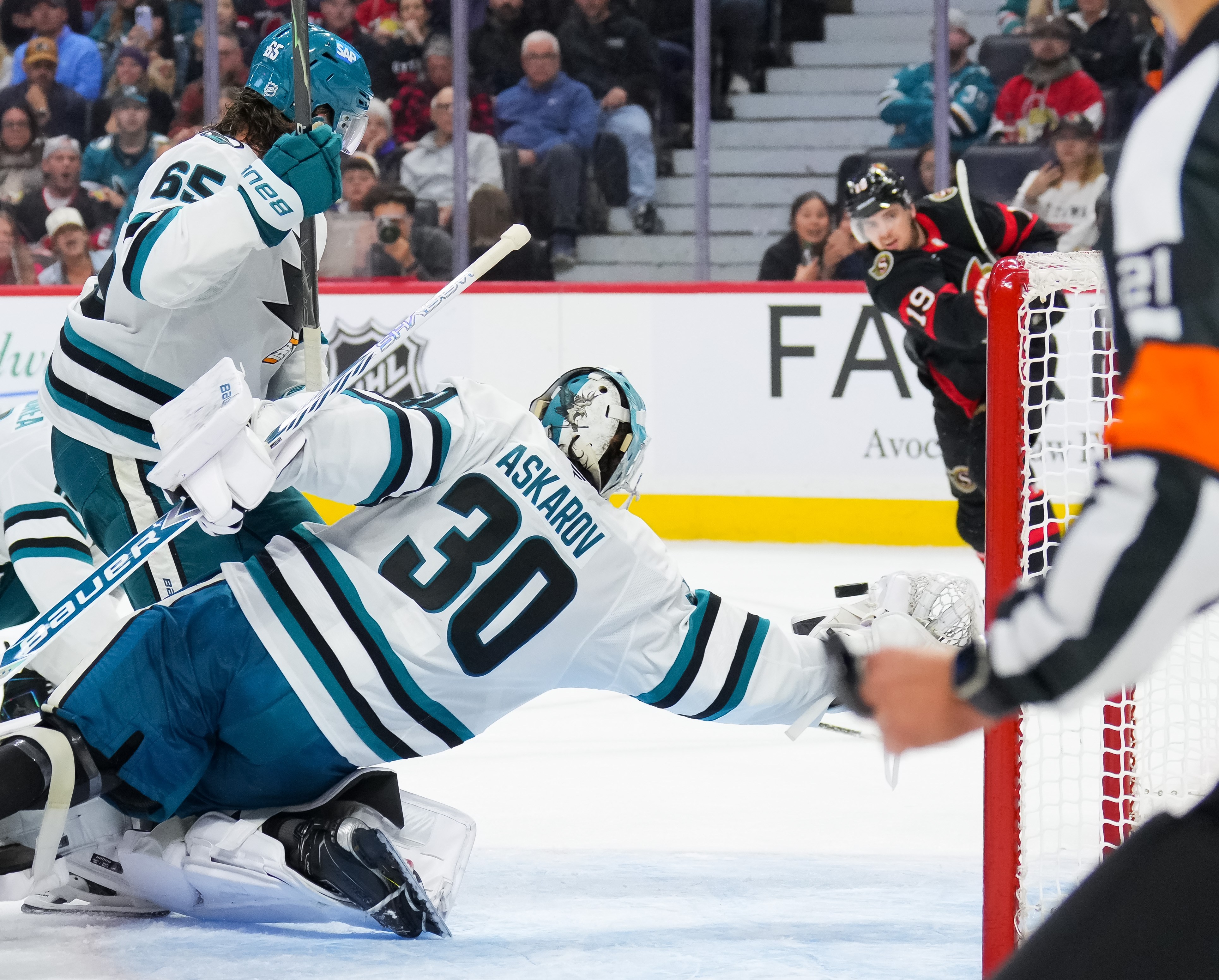 San Jose Sharks, Yaroslav Askarov beat Ottawa Senators
