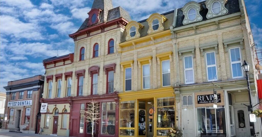 Exploring a Charming Town in Ontario Exploring a Charming Town in Ontario