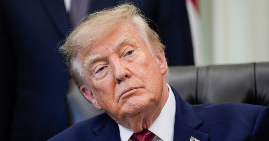Trump Visits Texas Factory Before Oklahoma Event Trump Visits Texas Factory Before Oklahoma Event